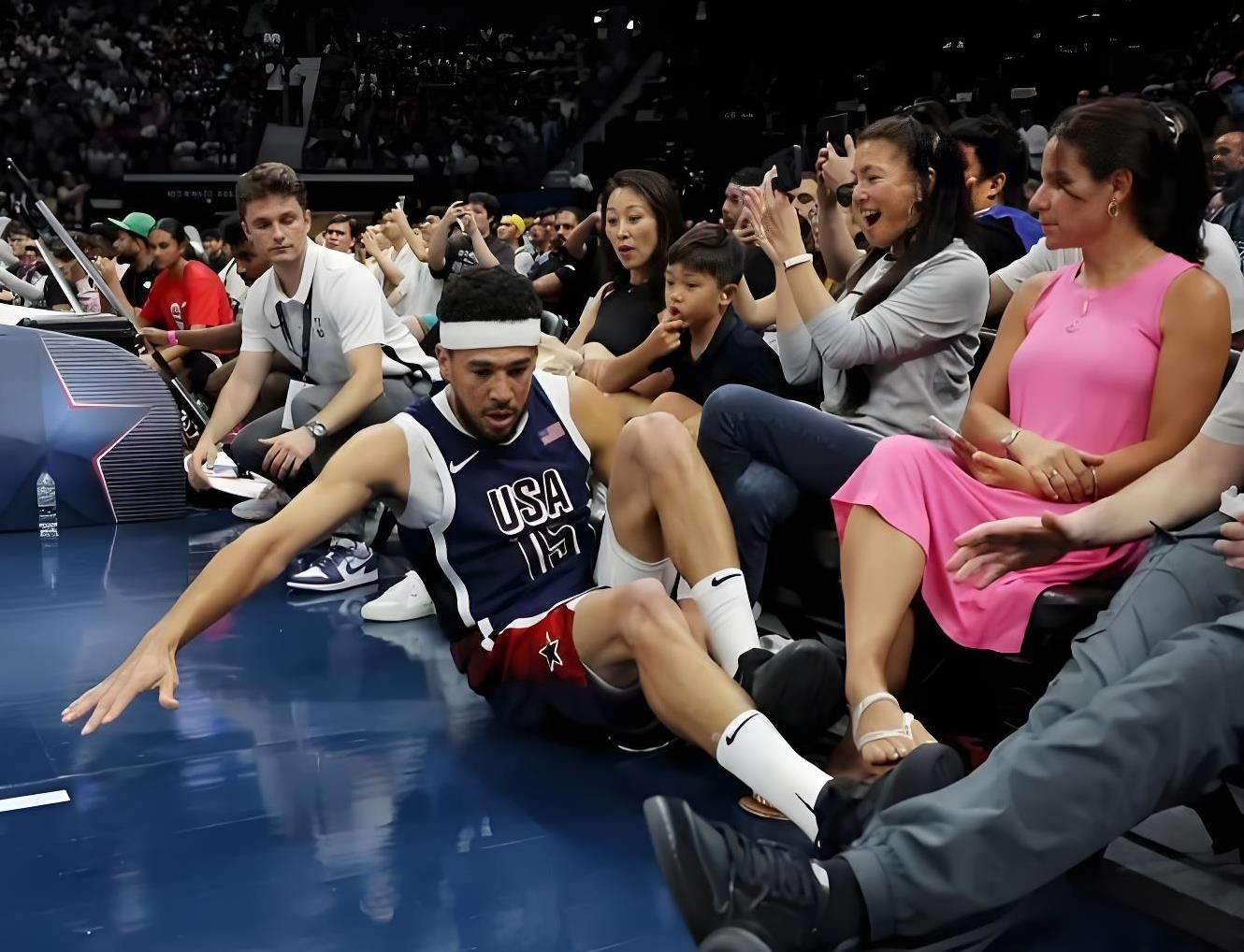 雄鹿翻盘墨西哥男篮,布克统治全场的简单介绍 雄鹿翻盘墨西哥男篮,布克统治全场的简单介绍