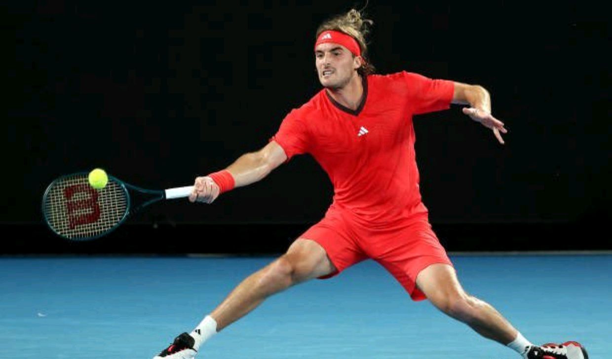 意大利网球队逆转美国网球队，西西帕斯送出助攻的简单介绍