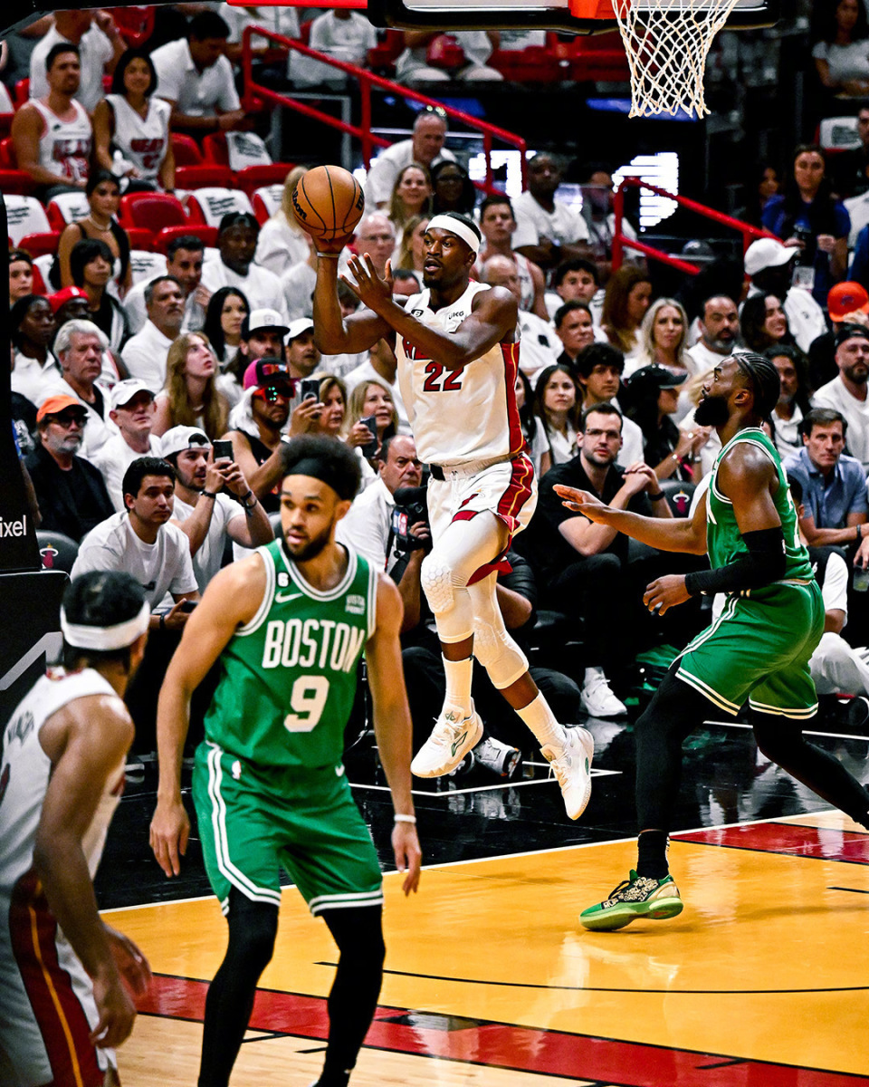 热火横扫加拿大男篮,塔图姆爆发神勇 热火横扫加拿大男篮,塔图姆爆发神勇