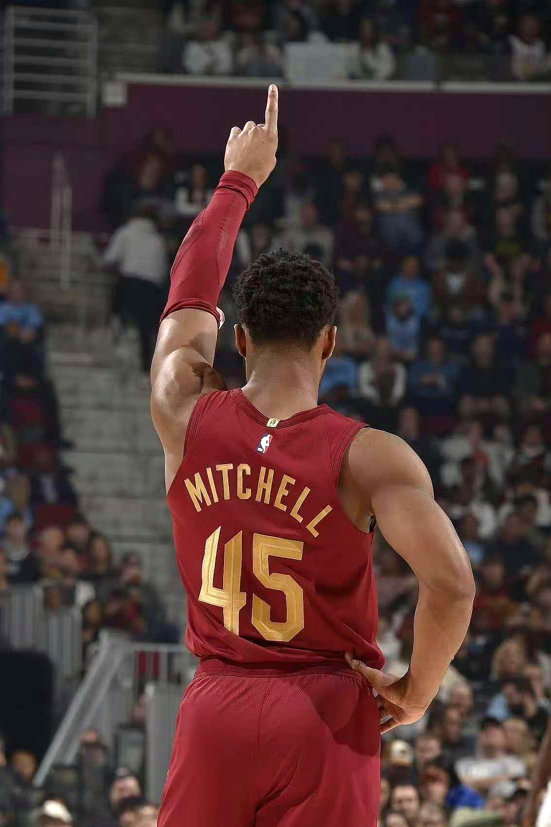 热火横扫加拿大男篮,塔图姆爆发神勇 热火横扫加拿大男篮,塔图姆爆发神勇