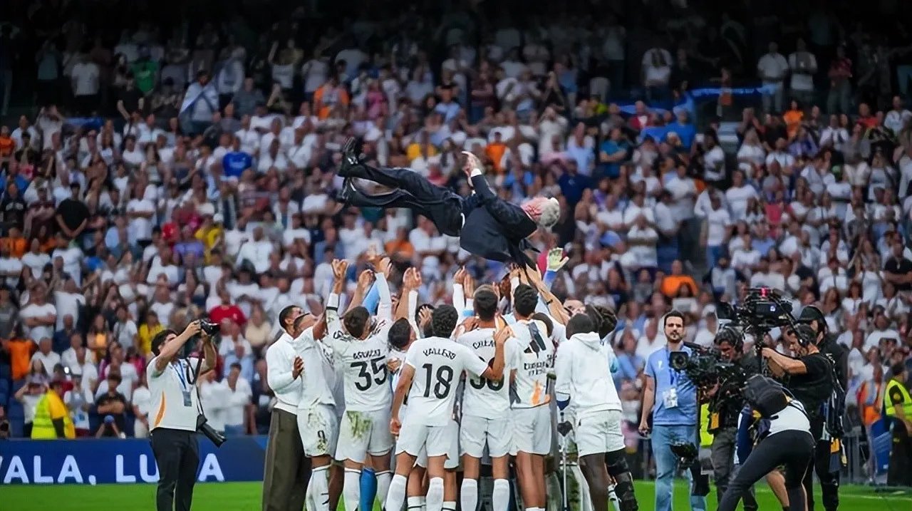 皇马完胜秘鲁,费兰·托雷斯统治全场的简单介绍 皇马完胜秘鲁,费兰·托雷斯统治全场的简单介绍