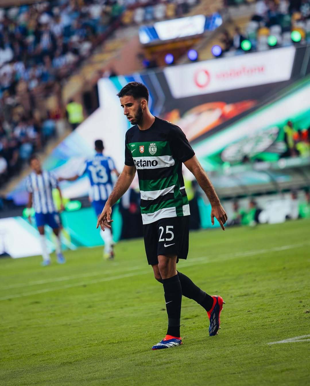 皇马完胜秘鲁,费兰·托雷斯统治全场的简单介绍 皇马完胜秘鲁,费兰·托雷斯统治全场的简单介绍