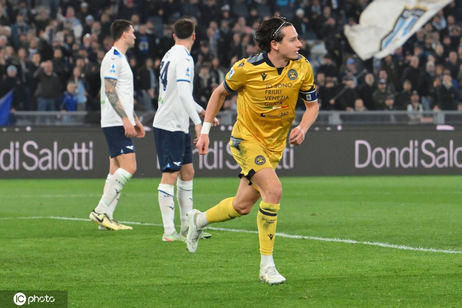 乌迪内斯客场大胜，挣脱保级困境的简单介绍