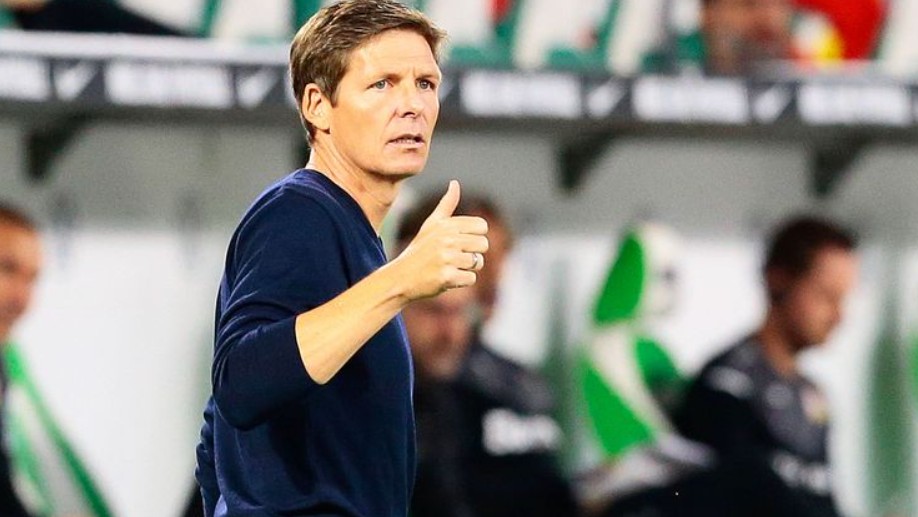 沃尔夫斯堡后防线疲软，球队需加强训练提升实力的简单介绍