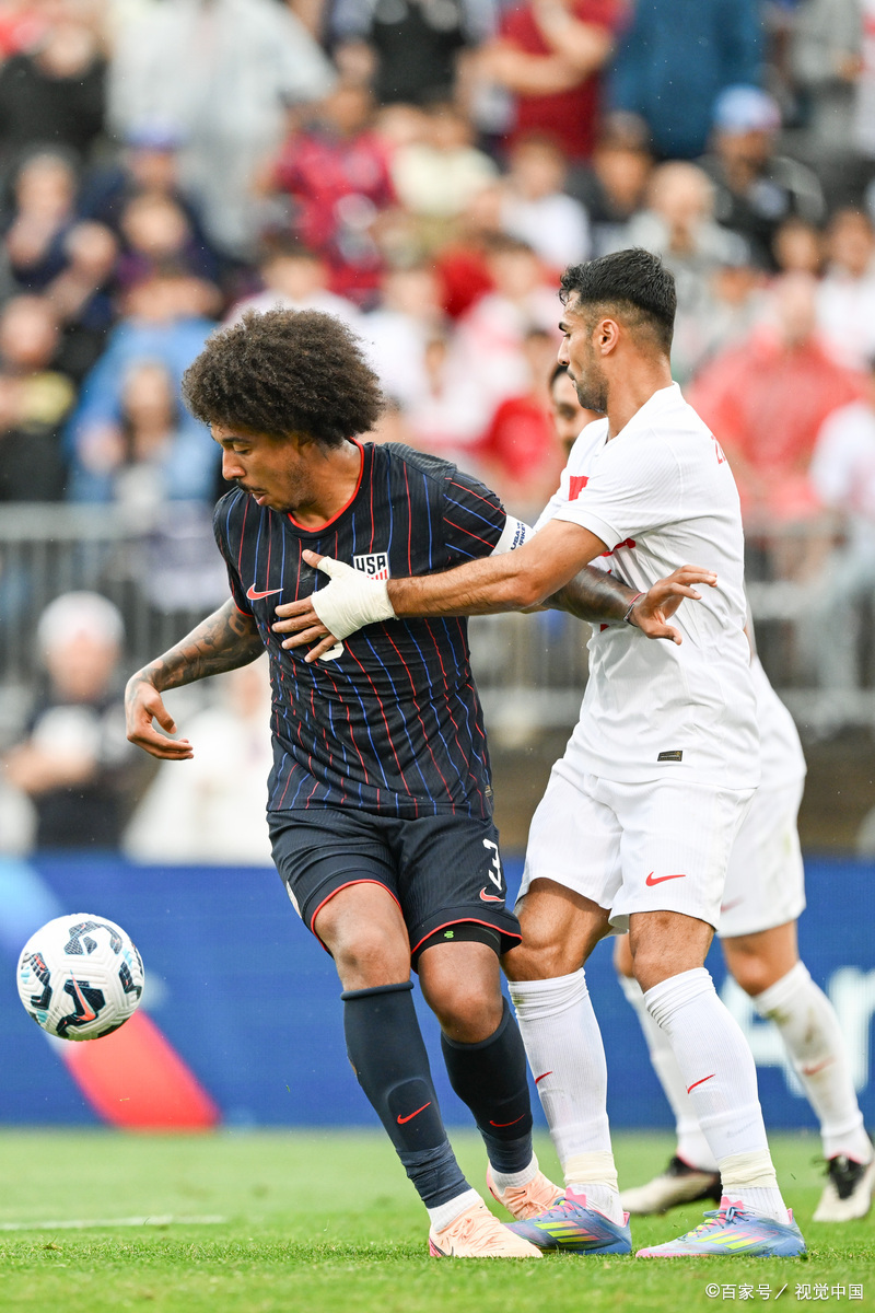 阿贾克斯补时绝杀,多点差距稳固荷甲第一的简单介绍 阿贾克斯补时绝杀,多点差距稳固荷甲第一的简单介绍