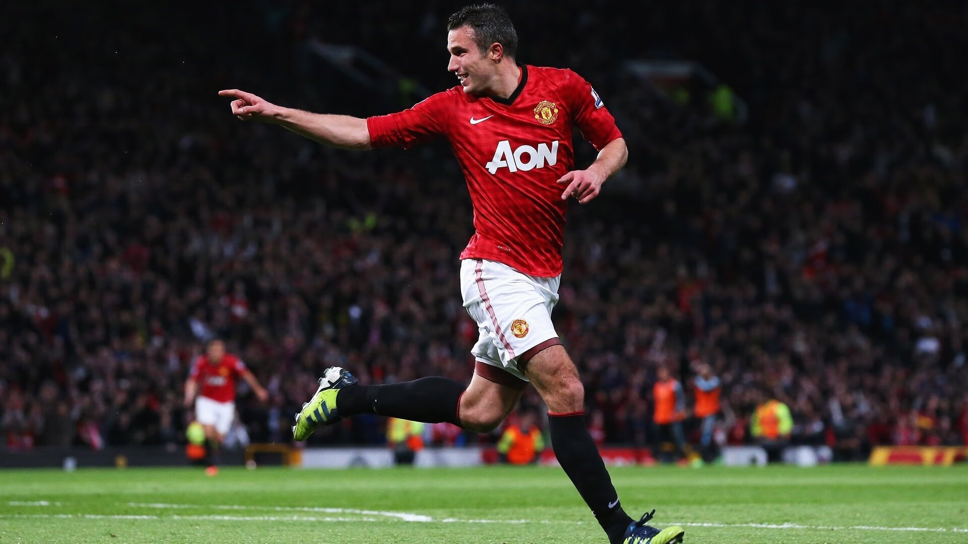 赛道上的加冕,马克西在F1年度争冠之夜证明自己