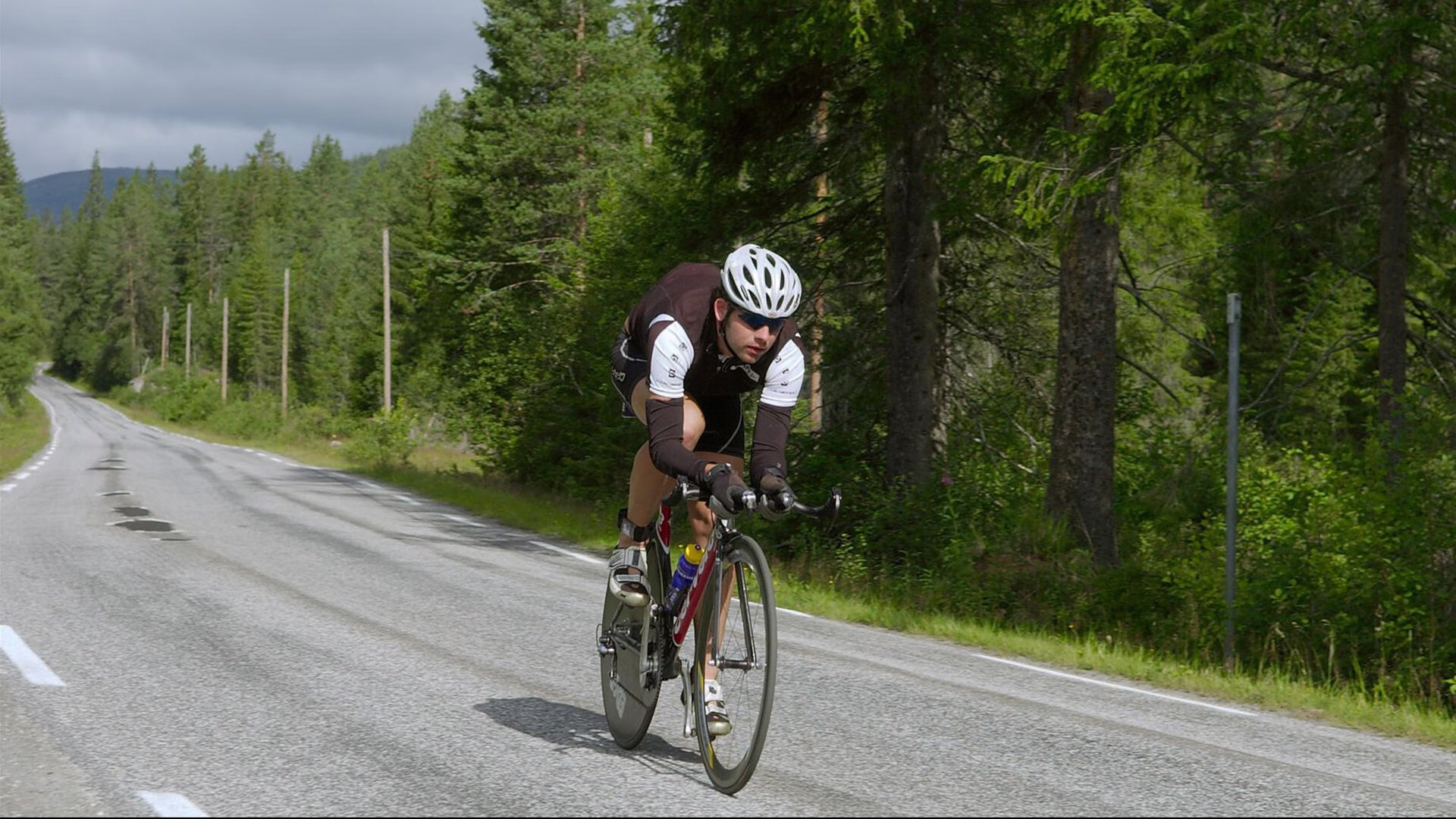 德甲争冠战焦点战，太阳终结山西队
